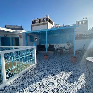 احجز هنا