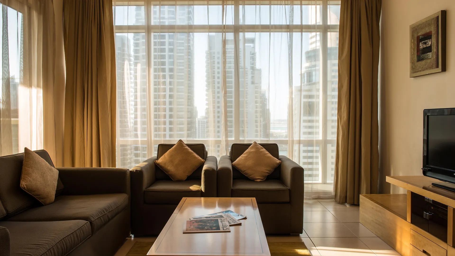 Hotel apartamentowy Oaks Liwa Heights Hotel Suites Dubaj