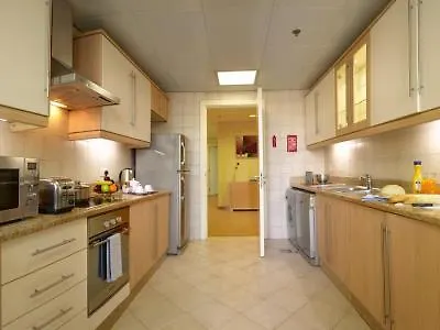 Hotel apartamentowy Oaks Liwa Heights Hotel Suites Dubaj