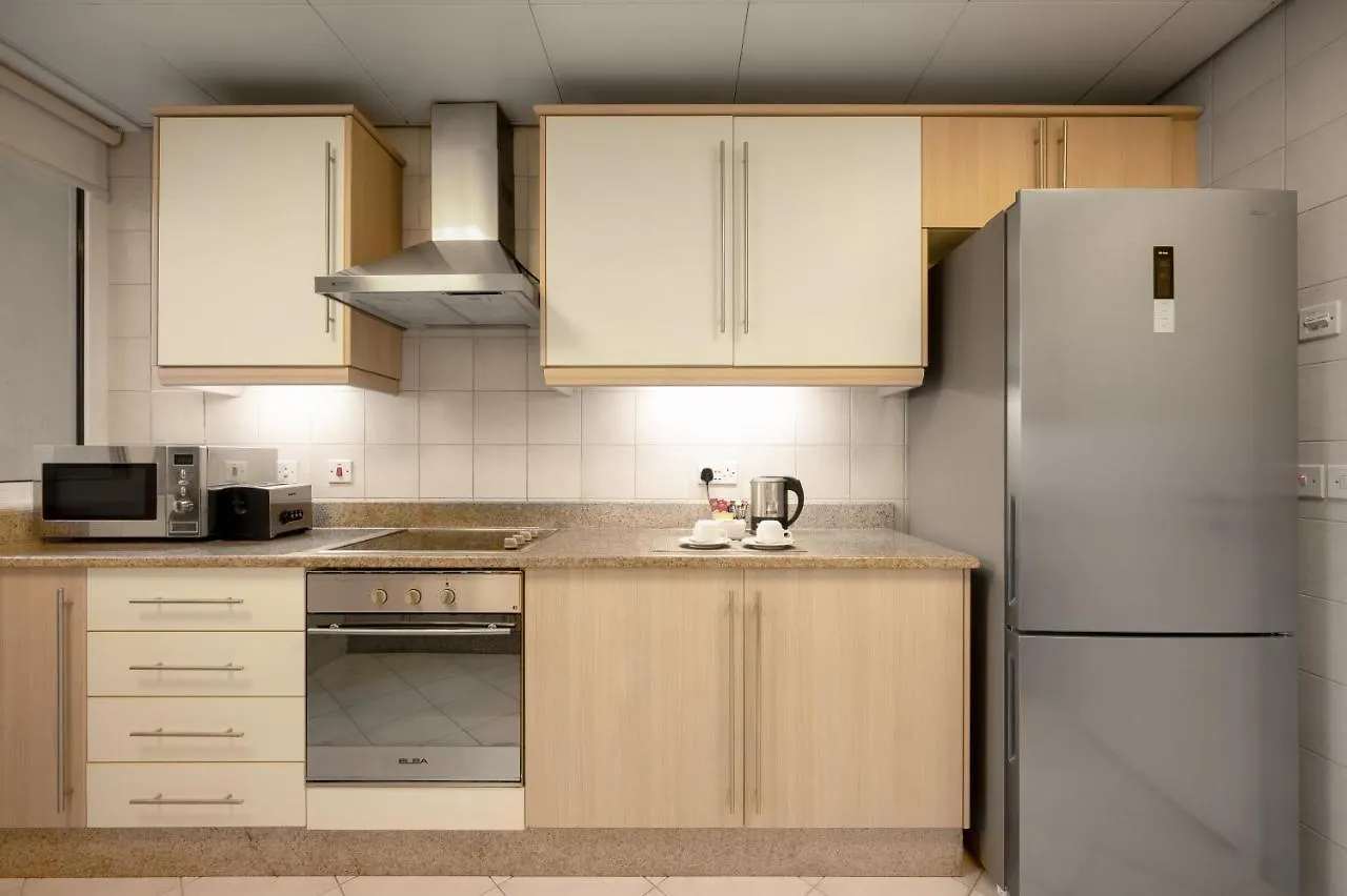 Hotel apartamentowy Oaks Liwa Heights Hotel Suites Dubaj